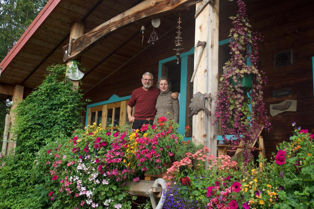 Brigitte'S Bavarian Bed Und Breakfast Millers Landing Екстериор снимка