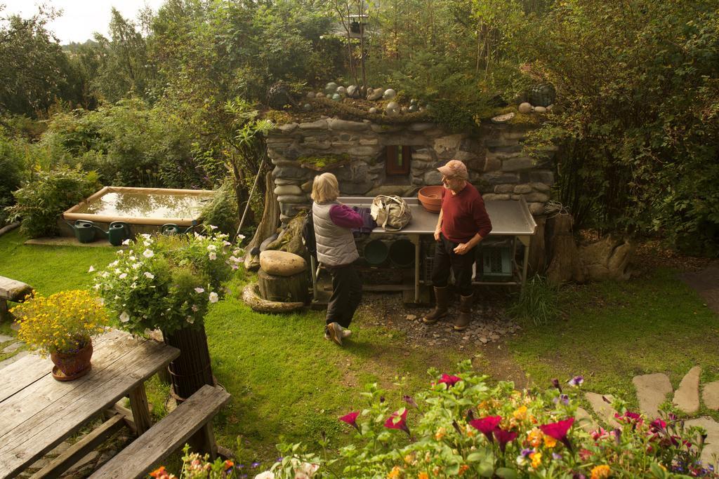 Brigitte'S Bavarian Bed Und Breakfast Millers Landing Екстериор снимка