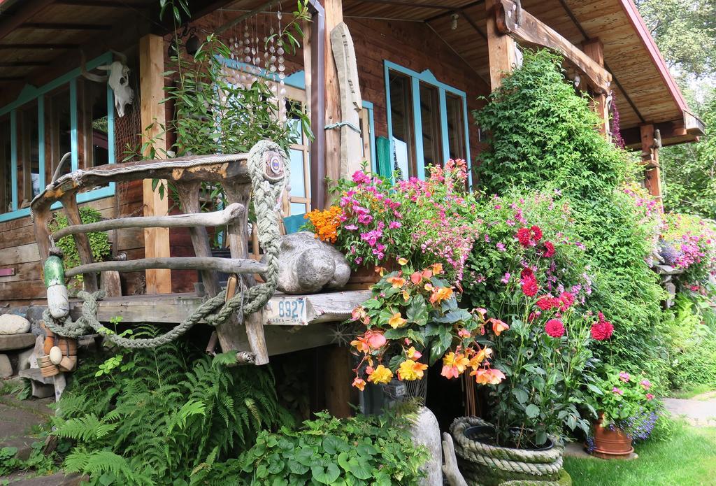 Brigitte'S Bavarian Bed Und Breakfast Millers Landing Екстериор снимка