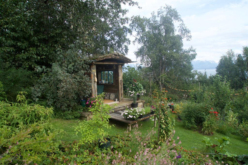Brigitte'S Bavarian Bed Und Breakfast Millers Landing Екстериор снимка