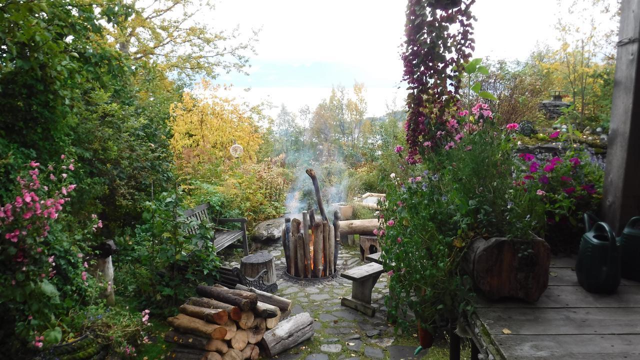 Brigitte'S Bavarian Bed Und Breakfast Millers Landing Екстериор снимка