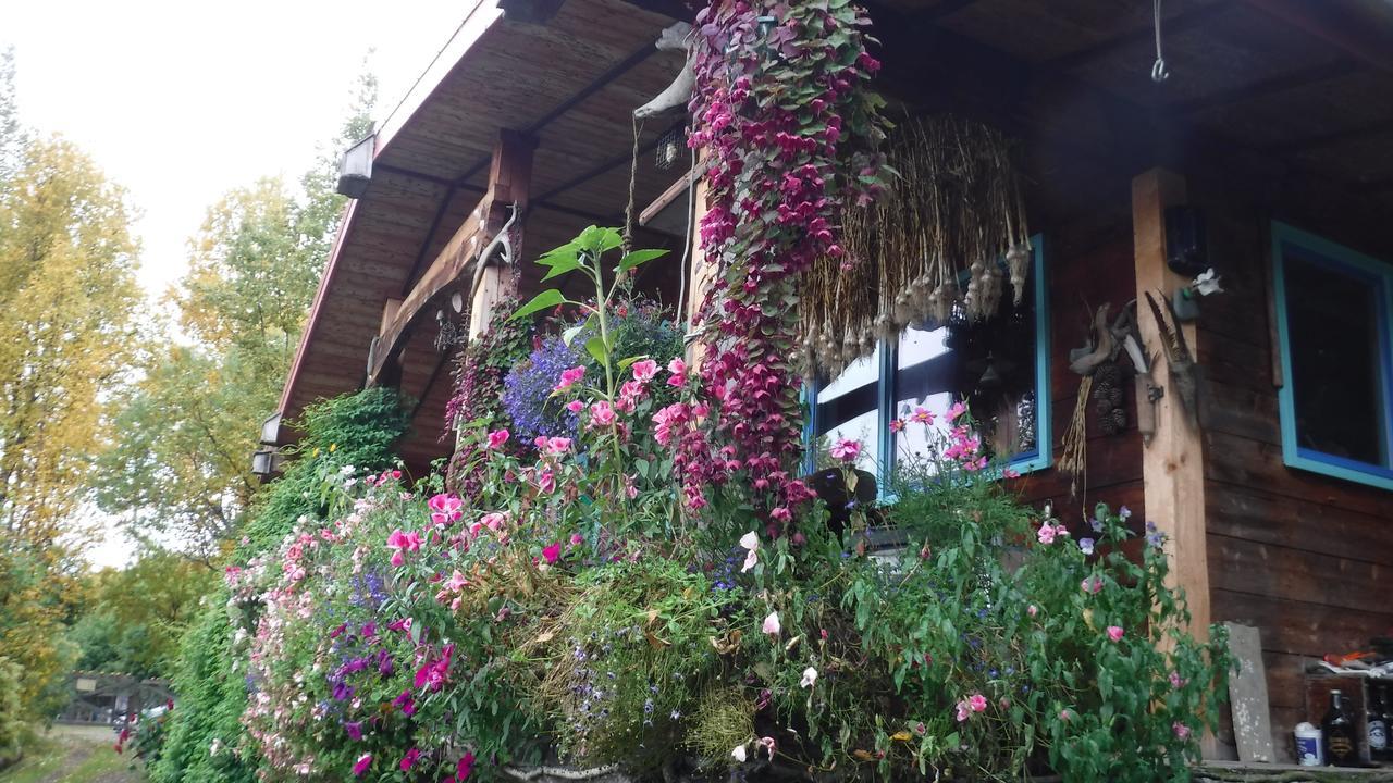 Brigitte'S Bavarian Bed Und Breakfast Millers Landing Екстериор снимка