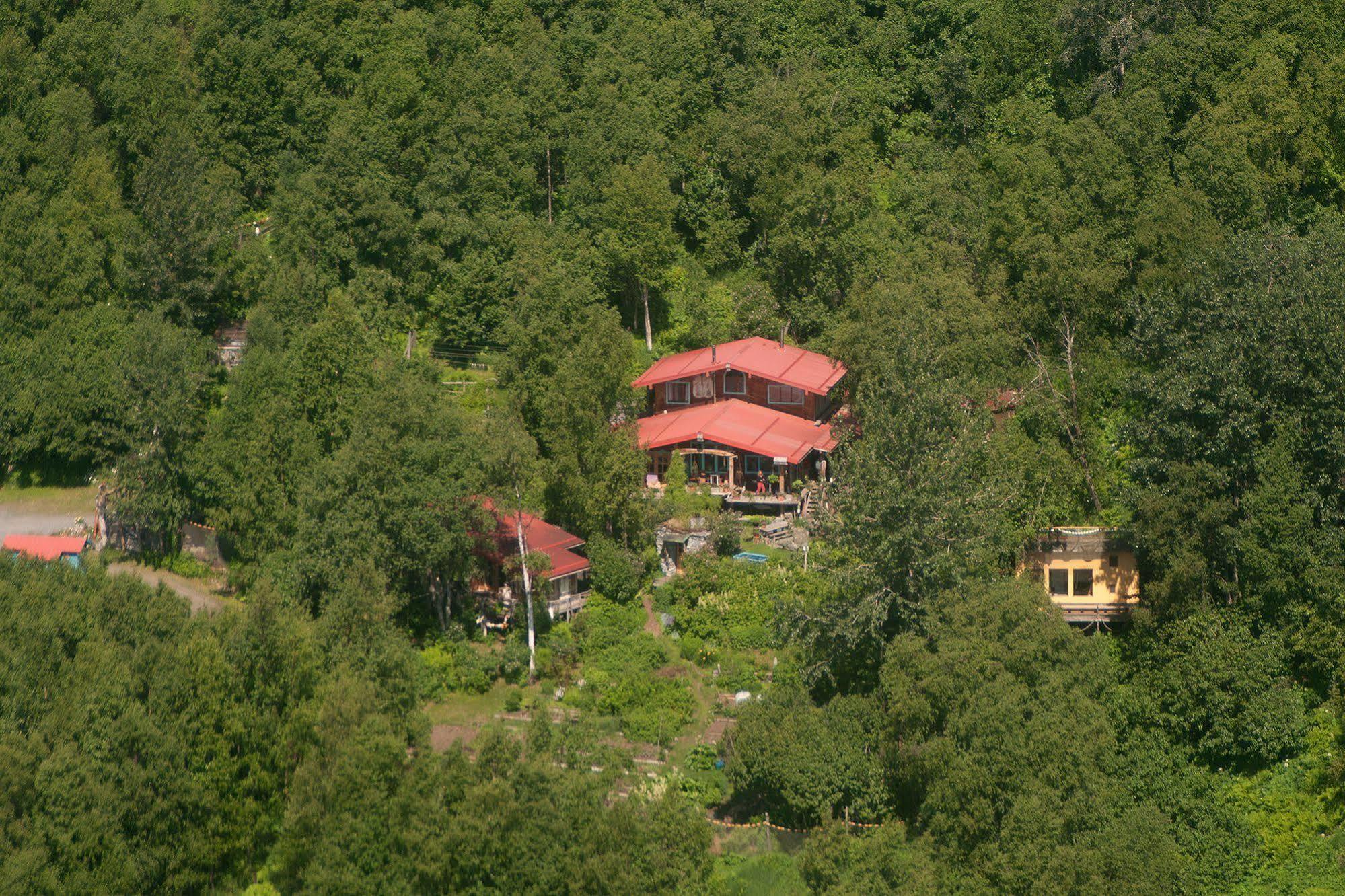 Brigitte'S Bavarian Bed Und Breakfast Millers Landing Екстериор снимка